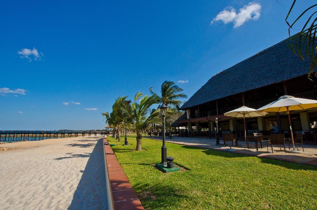 White Sands Hotel Дар-эс-Саламе Экстерьер фото